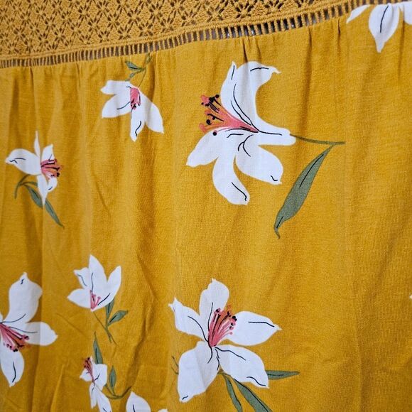 Floral Sleeveless Top - Mustard - Picture 3 of 9